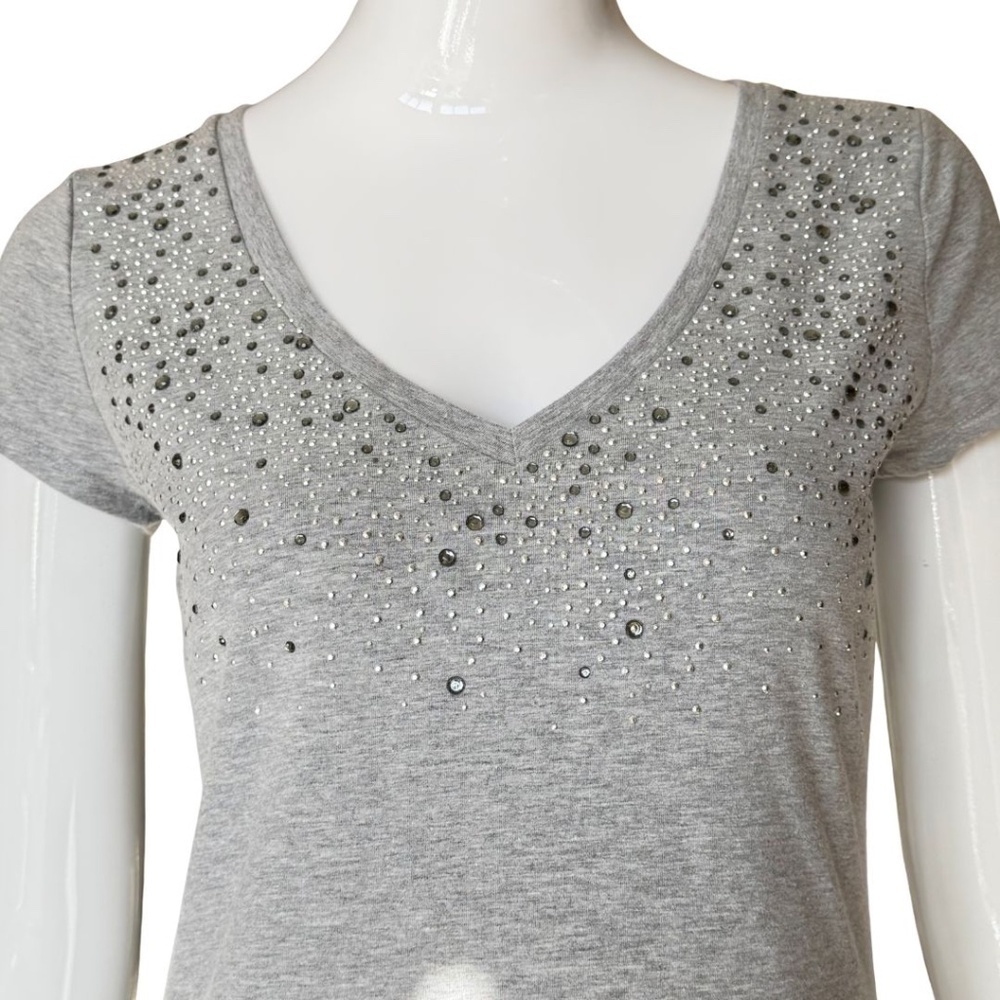 Cache Grey Rhinestone Studded Short Sleeve Tee With Ruched Sides Size Medium - Picture 4 of 7